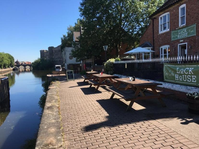 The Riverside Rooms Newark-on-Trent  ภายนอก รูปภาพ